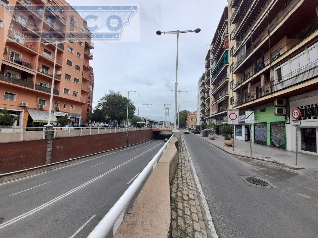 Exterior view of Flat for sale in  Sevilla Capital