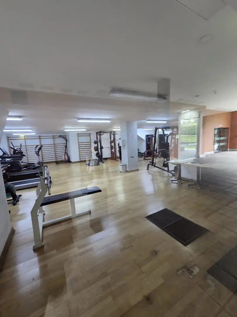 Piso en venta en Gijón  con Calefacción, Jardín privado y Parquet