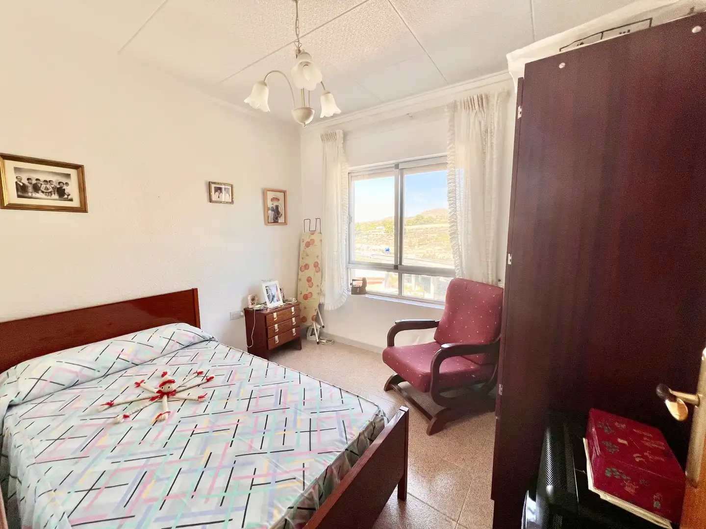 Habitación de Casa o chalet en venta en Petrer con Jardín privado, Terraza y Horno
