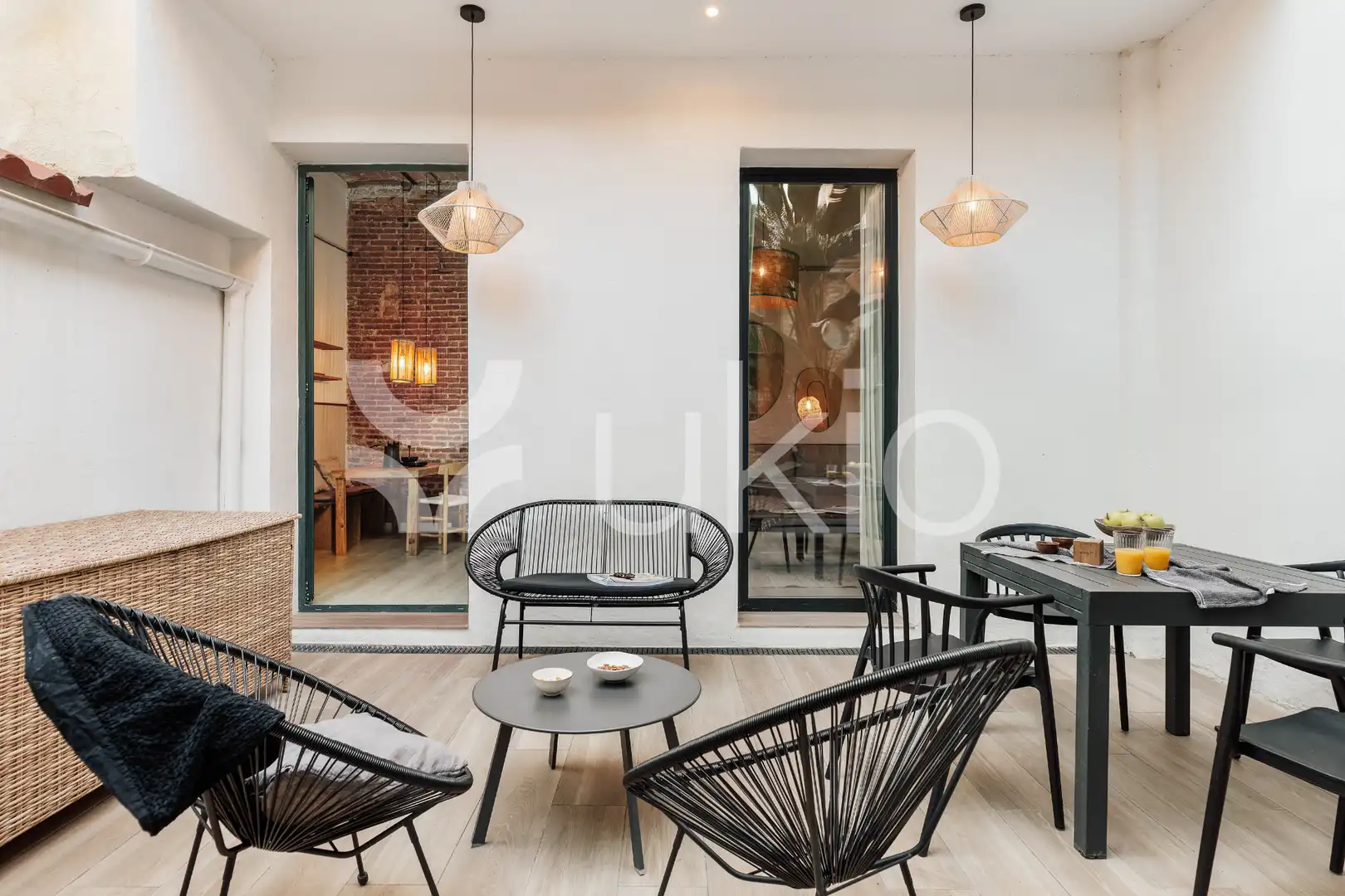 Terrassa de Apartament de lloguer en Barcelona amb Aire condicionat, Moblat i Forn