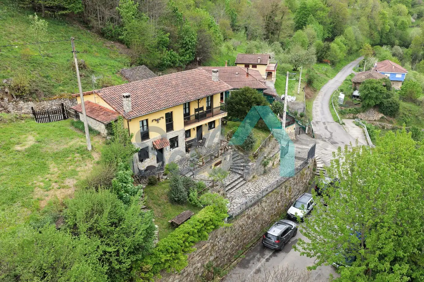 Vista exterior de Casa o chalet en venta en Quirós con Calefacción, Jardín privado y Terraza