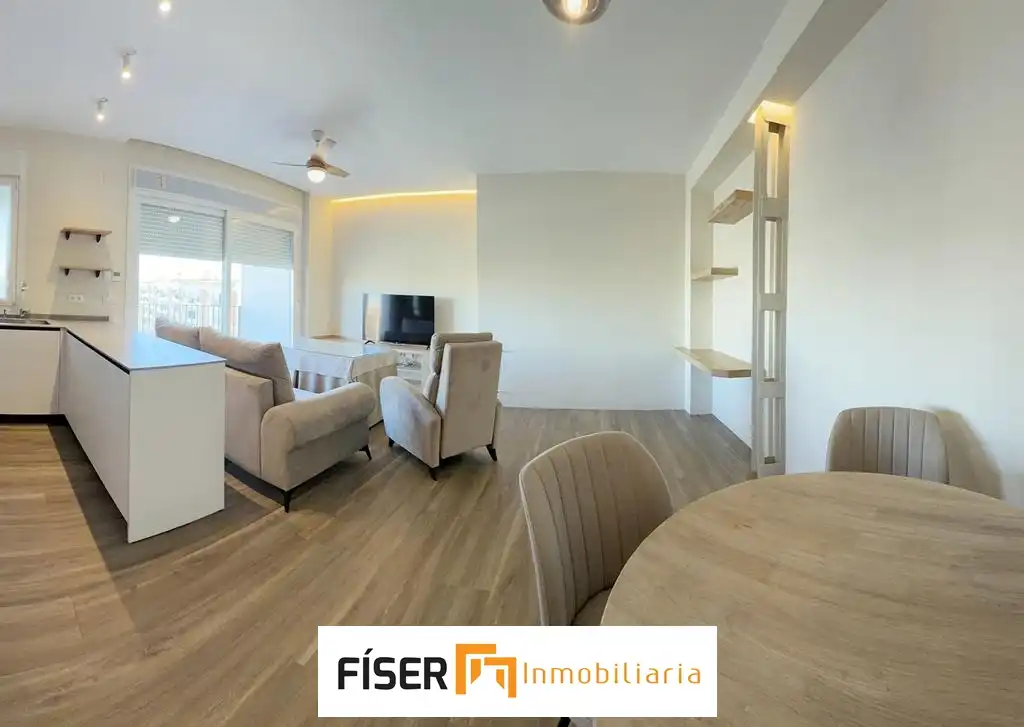 Flat with terrace to rent in Avenida Adolfo Díaz Ambrona