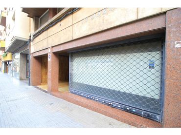 Local commercial à vendre à Ronda Francesc Camprodon