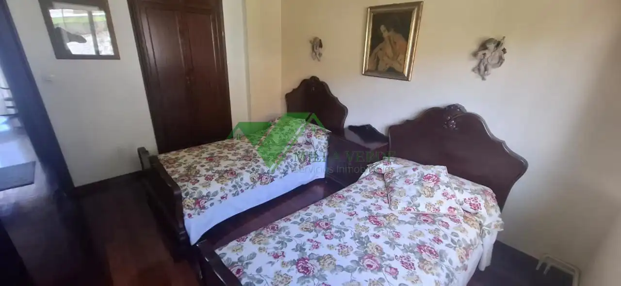 Habitación de Casa o chalet en venta en Vigo  con Calefacción, Terraza y Trastero