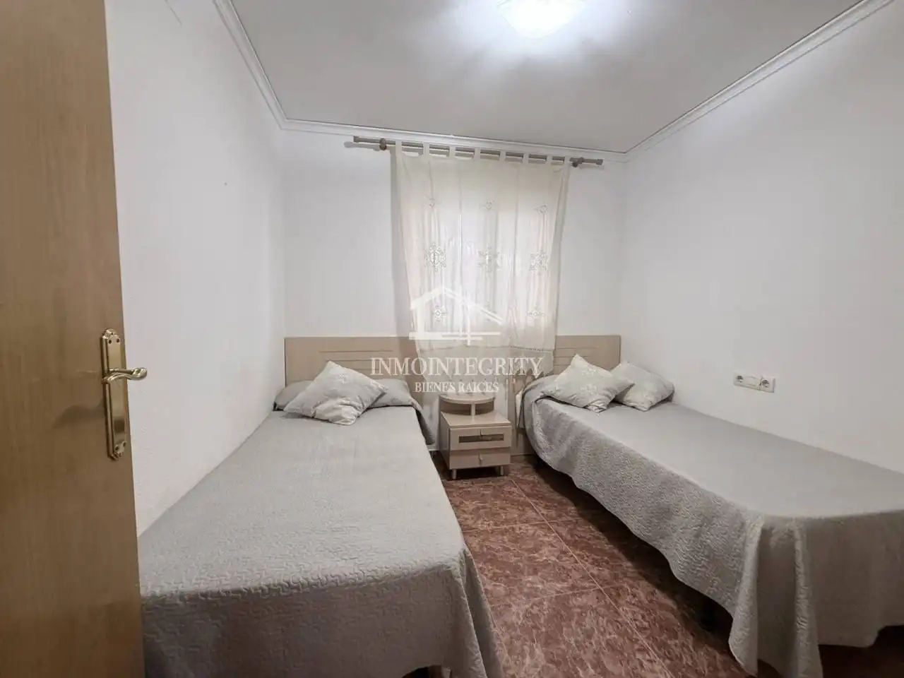 Dormitori de Apartament en venda en Oropesa del Mar / Orpesa amb Aire condicionat, Terrassa i Moblat