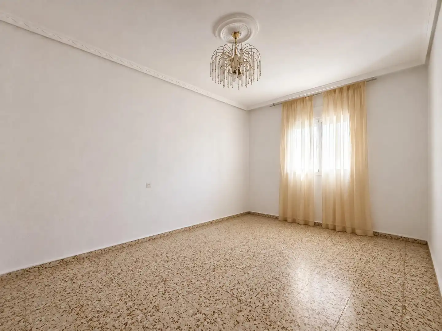 Habitación de Casa o chalet en venta en Cedillo del Condado con Aire acondicionado, Calefacción y Jardín privado