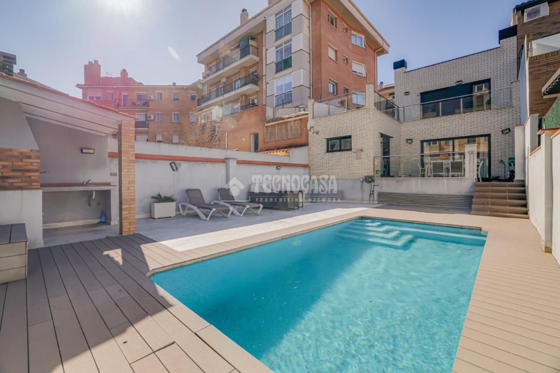 Casa adosada en venta en Can Clos - Pinetons