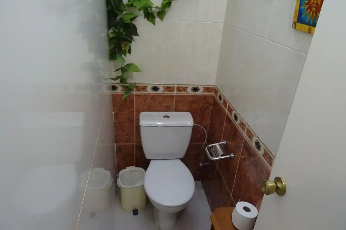 Badezimmer von Wohnung zum Verkauf in Almonte mit Terrasse und Abstellraum
