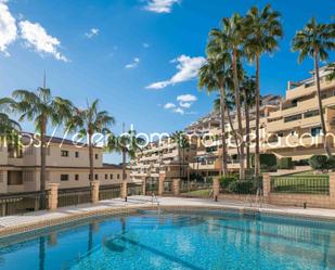 Vista exterior de Apartament en venda en Benalmádena amb Aire condicionat, Terrassa i Traster