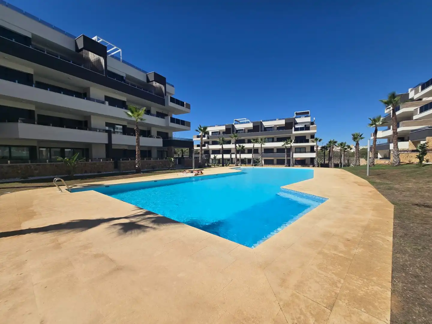 Apartamento con ascensor en venta en Orihuela Costa, imagen 4