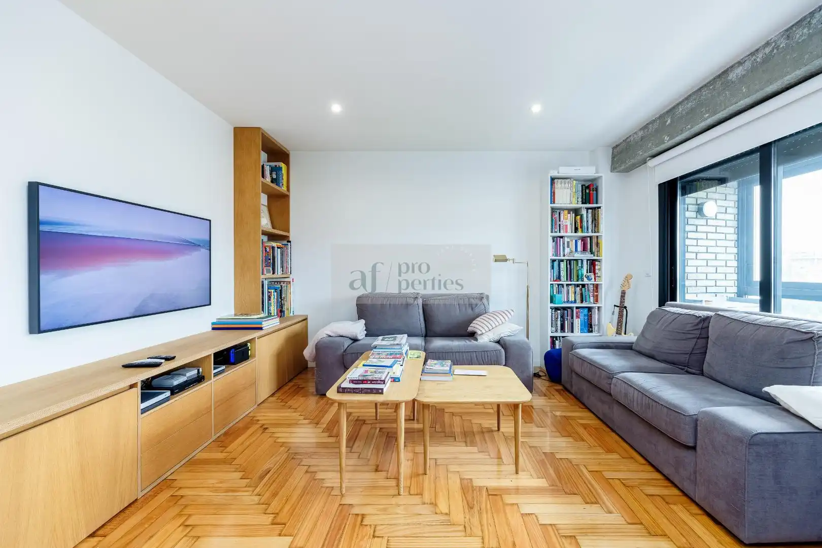 Wohnzimmer von Wohnung zum Verkauf in Vigo  mit Heizung, Parkett und Terrasse