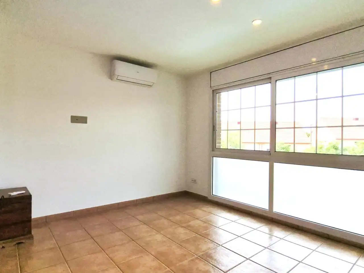 Sala d'estar de Casa o xalet en venda en Matadepera amb Aire condicionat, Jardí privat i Terrassa