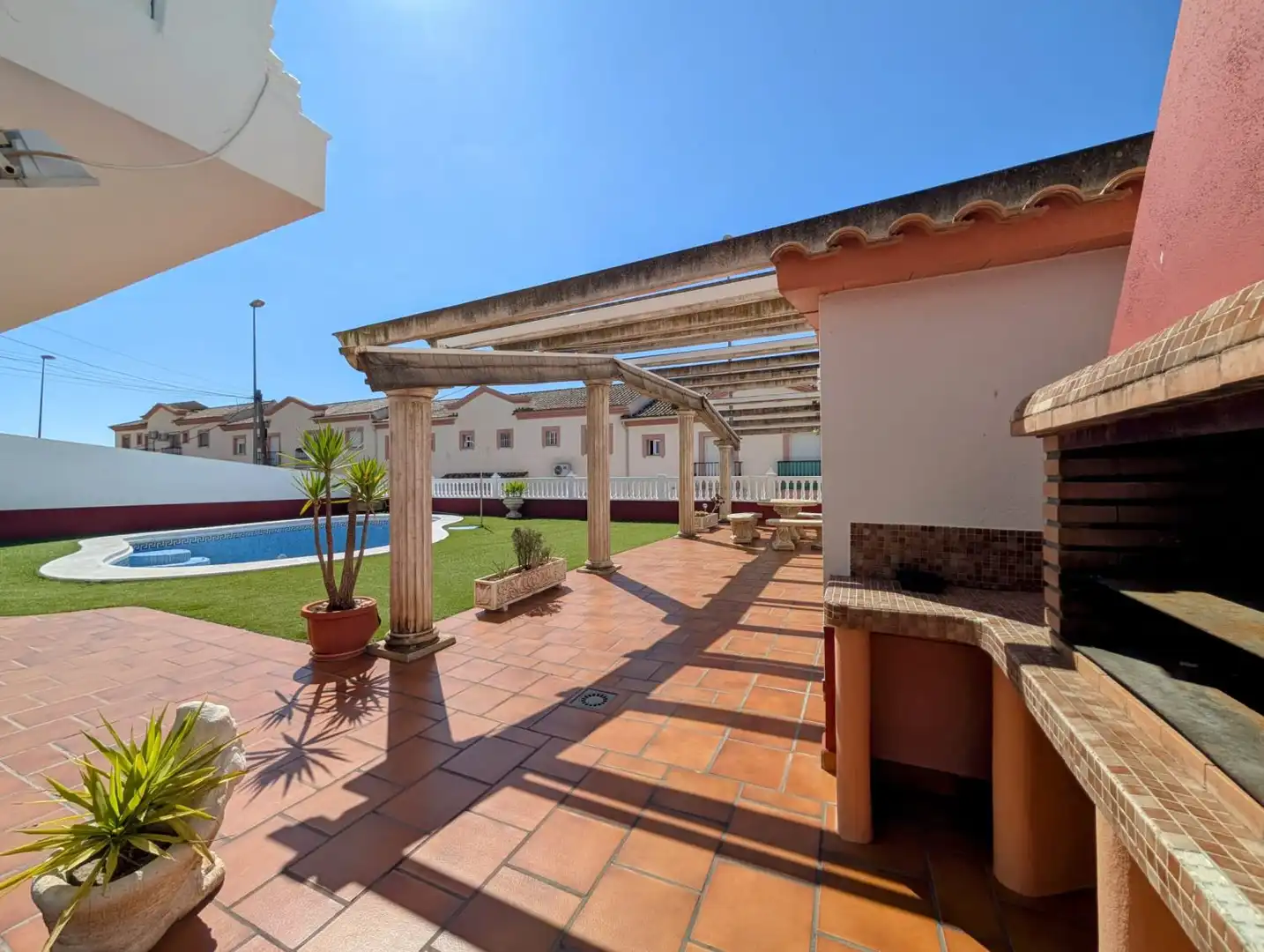 Terrassa de Casa o xalet en venda en Loja amb Terrassa i Piscina