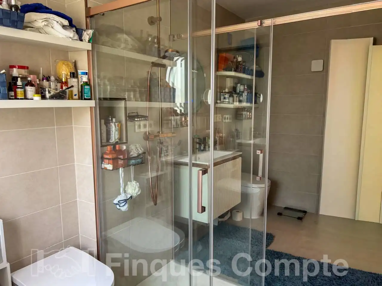 Bany de Casa o xalet en venda en Roda de Berà amb Aire condicionat, Jardí privat i Terrassa