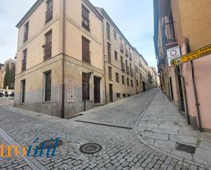 Vista exterior de Pis en venda en Salamanca Capital amb Calefacció i Moblat