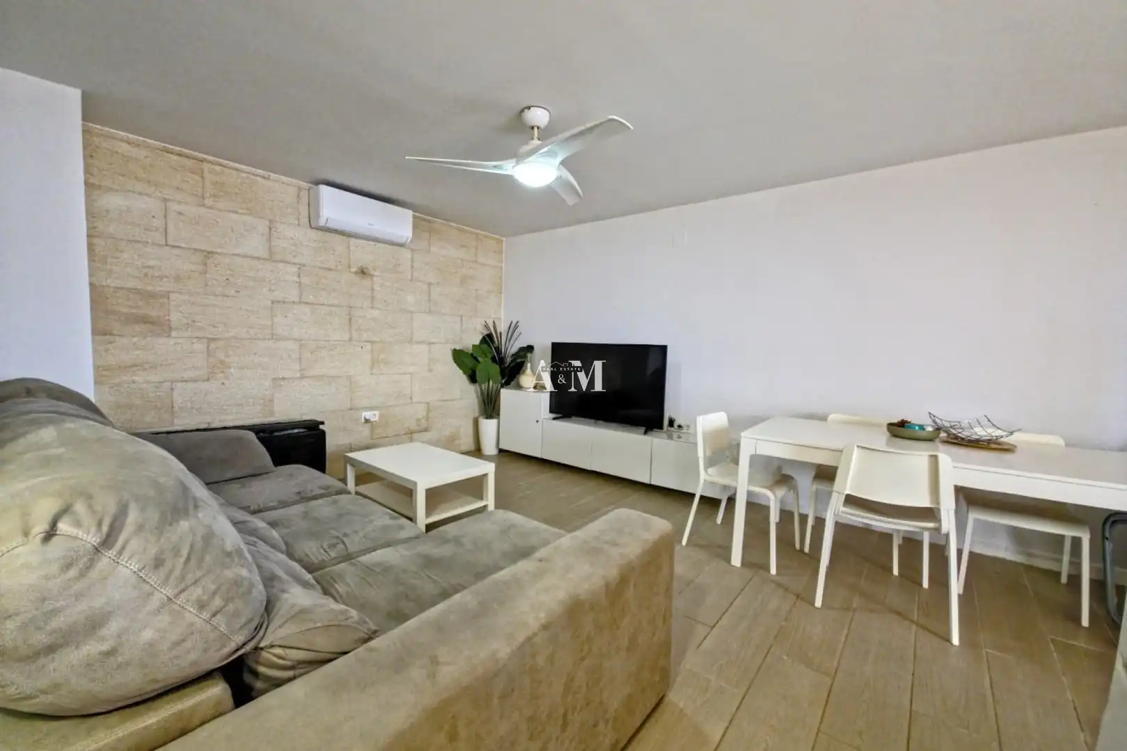 Sala d'estar de Casa o xalet de lloguer en Pilar de la Horadada amb Terrassa i Rentadora