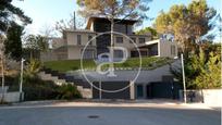 Exterior view of House or chalet for sale in Cerdanyola del Vallès  with Air Conditioner, Terrace and Swimming Pool