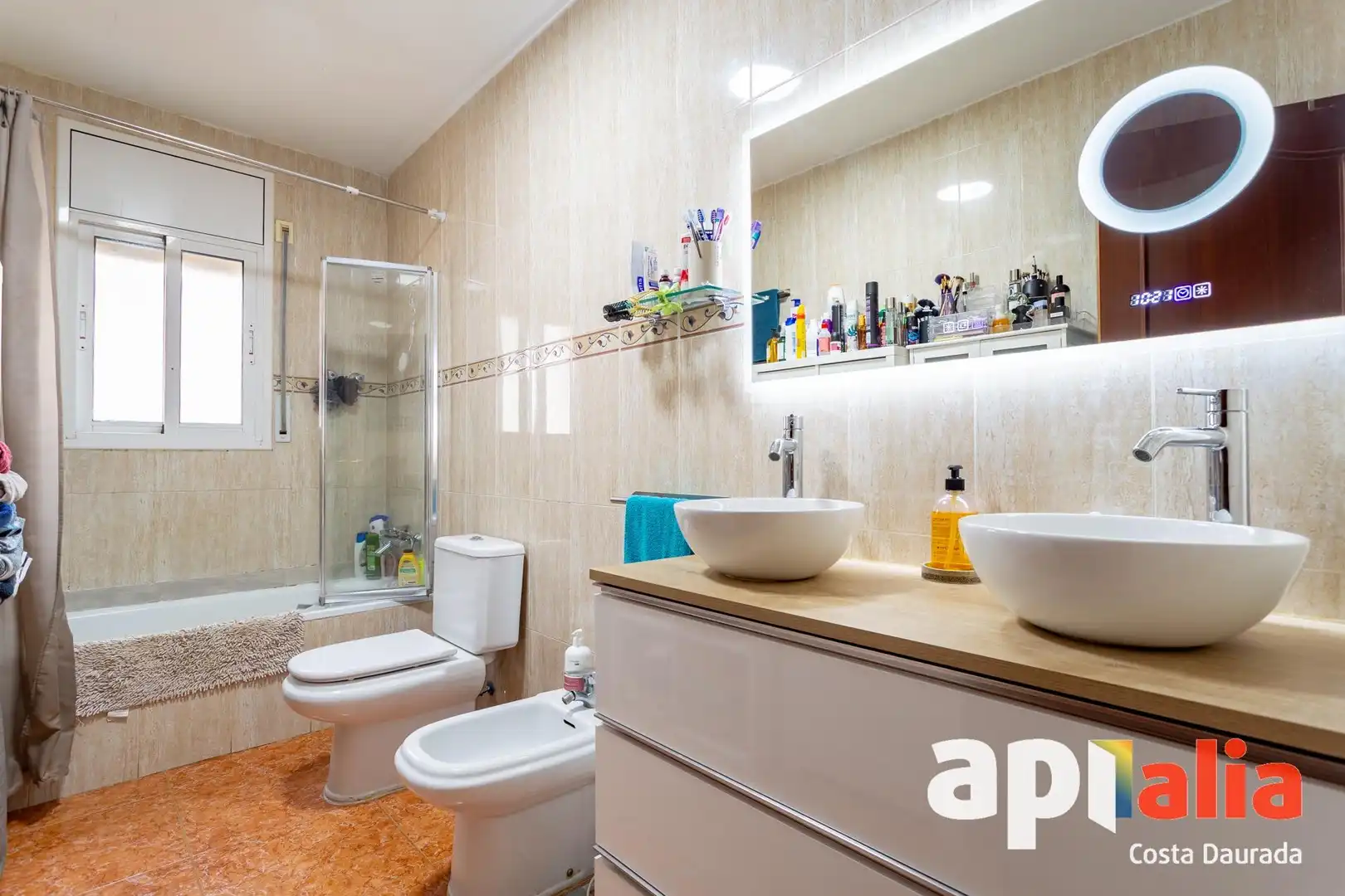 Semi-detached house with pool for sale in Calle CALIFORNIA DE, imagen 6