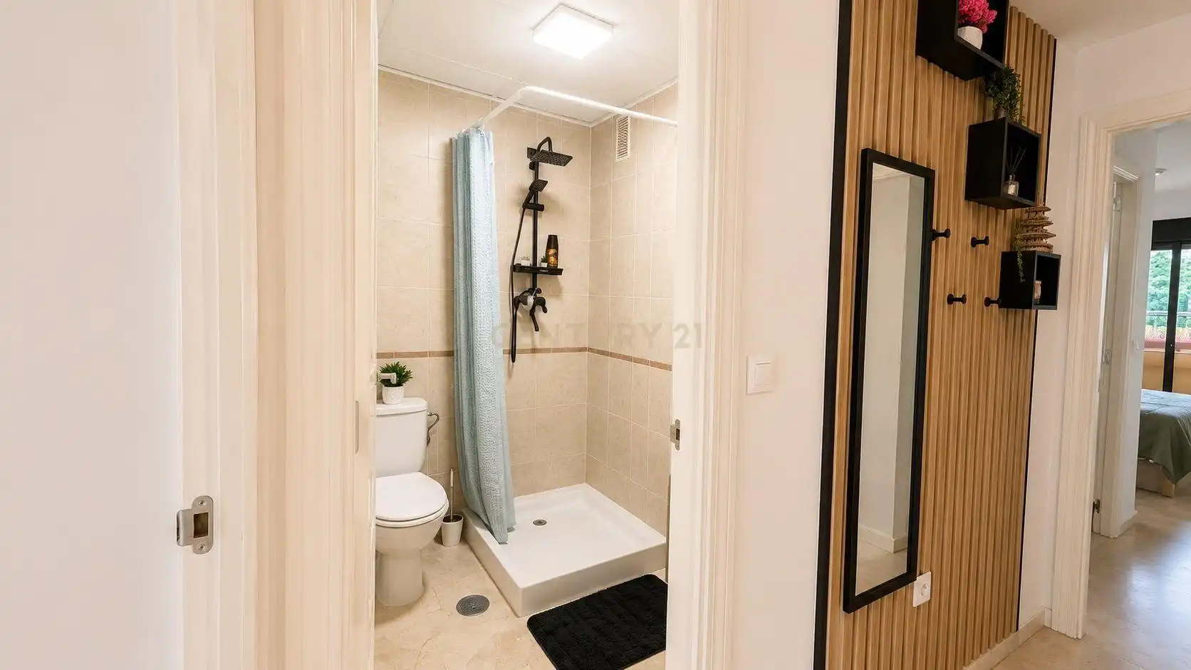 Baño de Apartamento en venta en Mijas con Jardín privado, Trastero y Piscina comunitaria