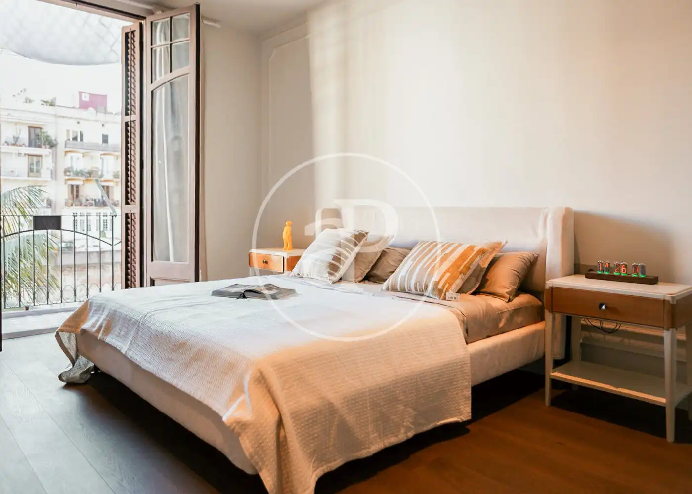 Piso con ascensor en venta en Carrer de Casp, imagen 9
