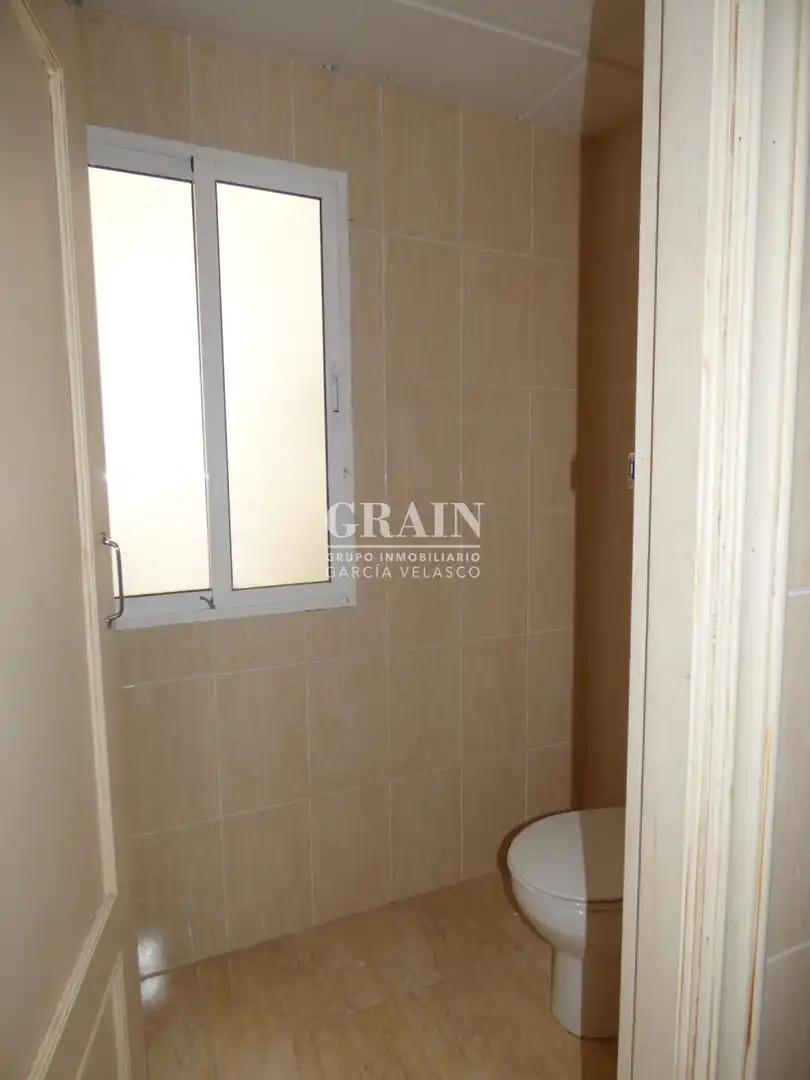 Business premises to rent in Feria, imagen 10