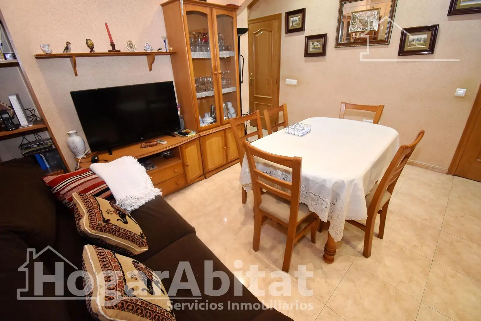 Sala d'estar de Pis en venda en Castellón de la Plana / Castelló de la Plana amb Aire condicionat, Calefacció i Traster