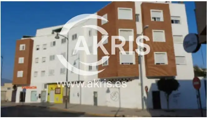 Flat for sale in Calle Manolo Escobar, imagen 2