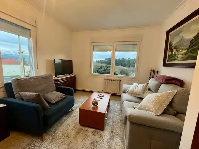 Sala de estar de Casa o chalet en venta en Narón con Calefacción, Jardín privado y Amueblado
