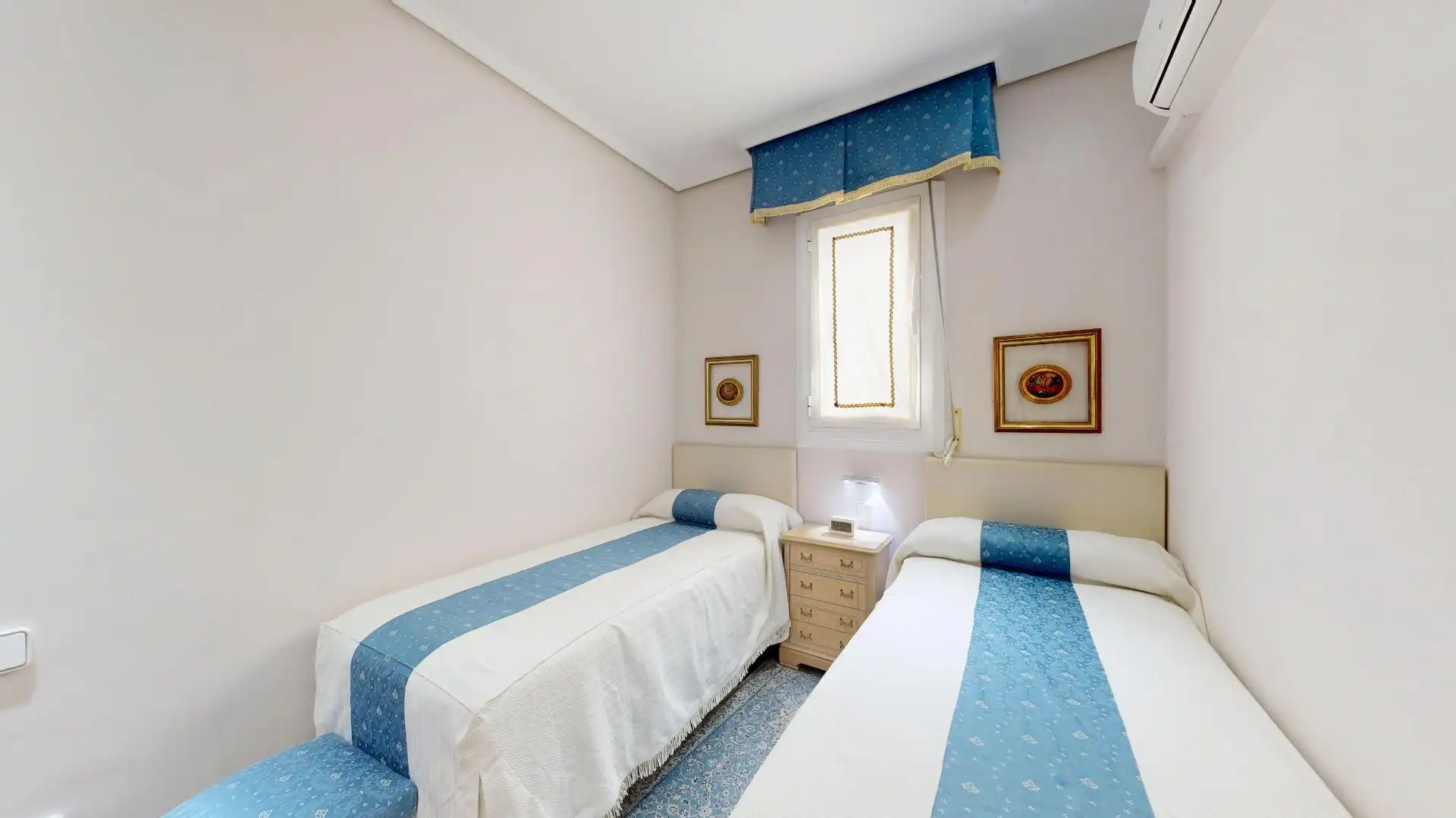 Schlafzimmer von Wohnung zum Verkauf in Valencia mit Klimaanlage, Parkett und Abstellraum