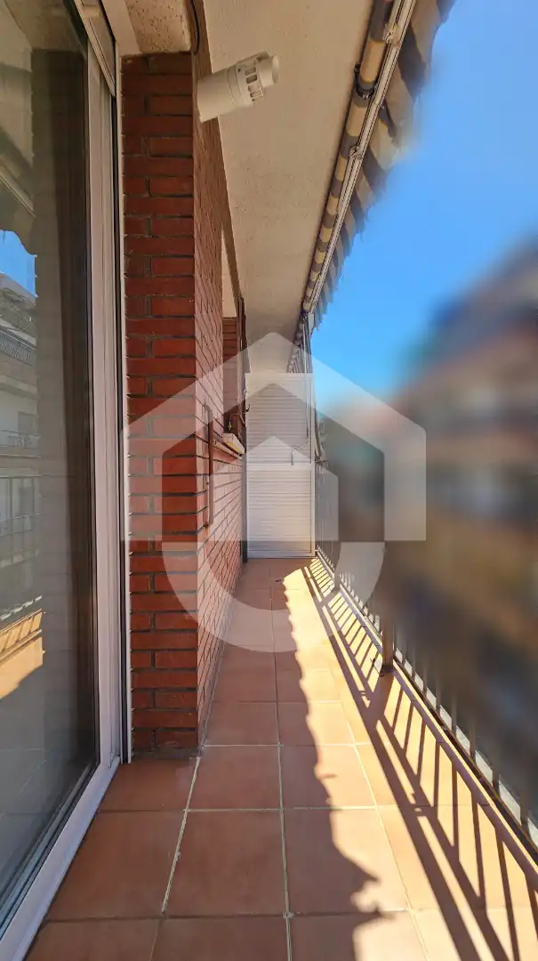 Terrassa de Pis en venda en Barcelona amb Aire condicionat, Terrassa i Moblat