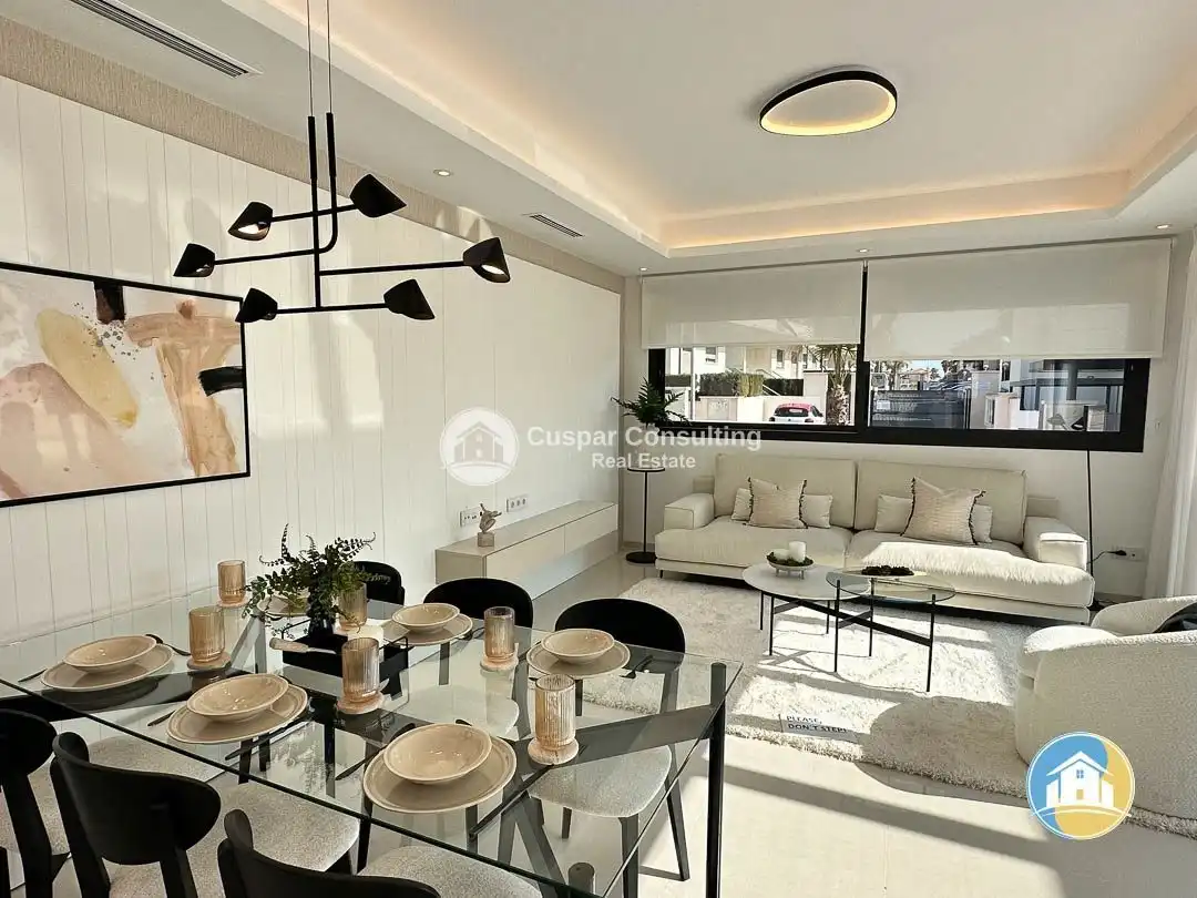 Sala de estar de Casa o chalet en venta en Rojales con Aire acondicionado, Calefacción y Jardín privado