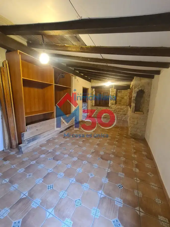 Houses for sale in Miranda de Ebro  with Heating