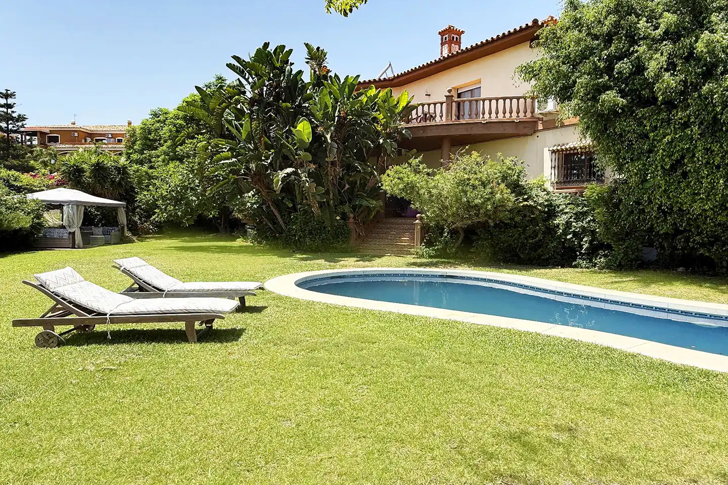 Jardí de Casa o xalet en venda en Benalmádena amb Aire condicionat, Jardí privat i Terrassa
