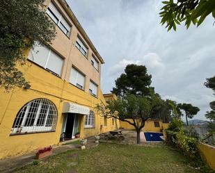 Vista exterior de Finca rústica en venda en Sant Fost de Campsentelles amb Calefacció, Jardí privat i Parquet