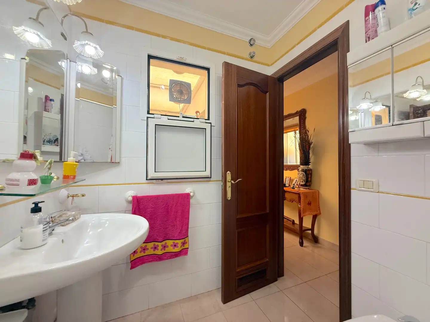 Baño de Piso en venta en San Cristóbal de la Laguna con Jardín privado, Terraza y Trastero