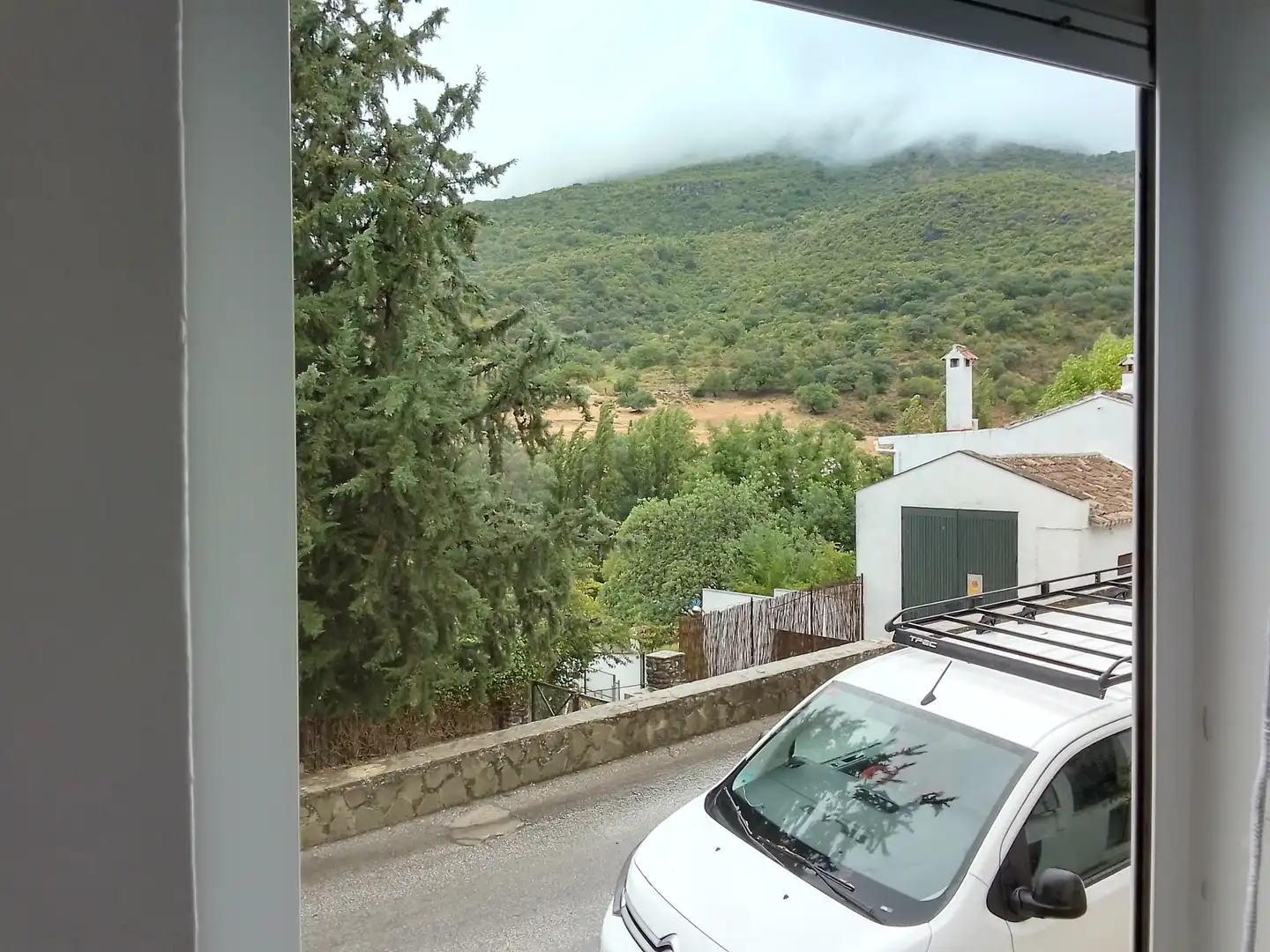 Vista exterior de Apartament en venda en Grazalema amb Aire condicionat, Terrassa i Balcó