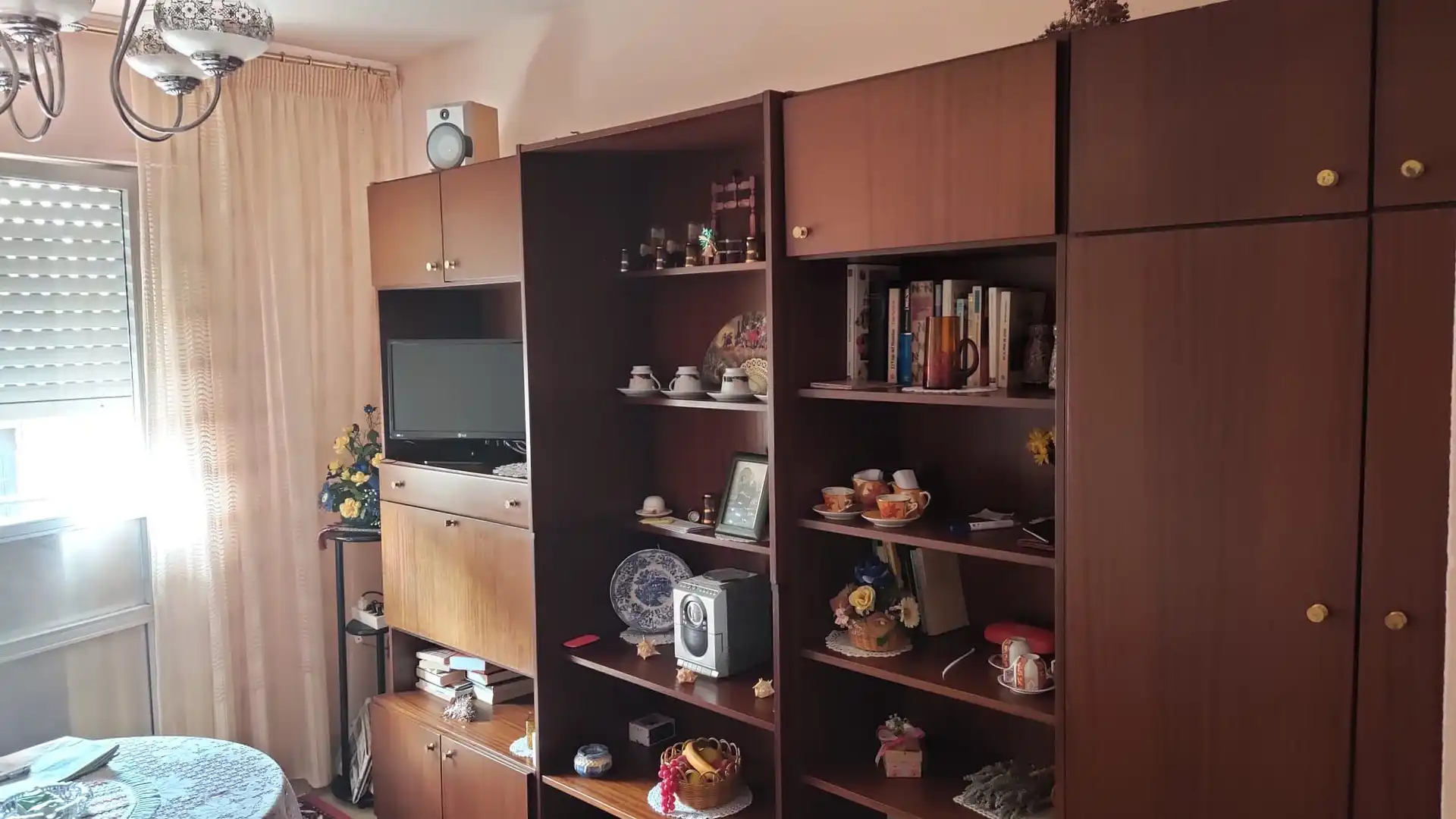 Sala d'estar de Casa o xalet en venda en Oña amb Jardí privat, Terrassa i Traster