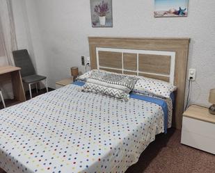 Bedroom of Flat to share in Elche / Elx