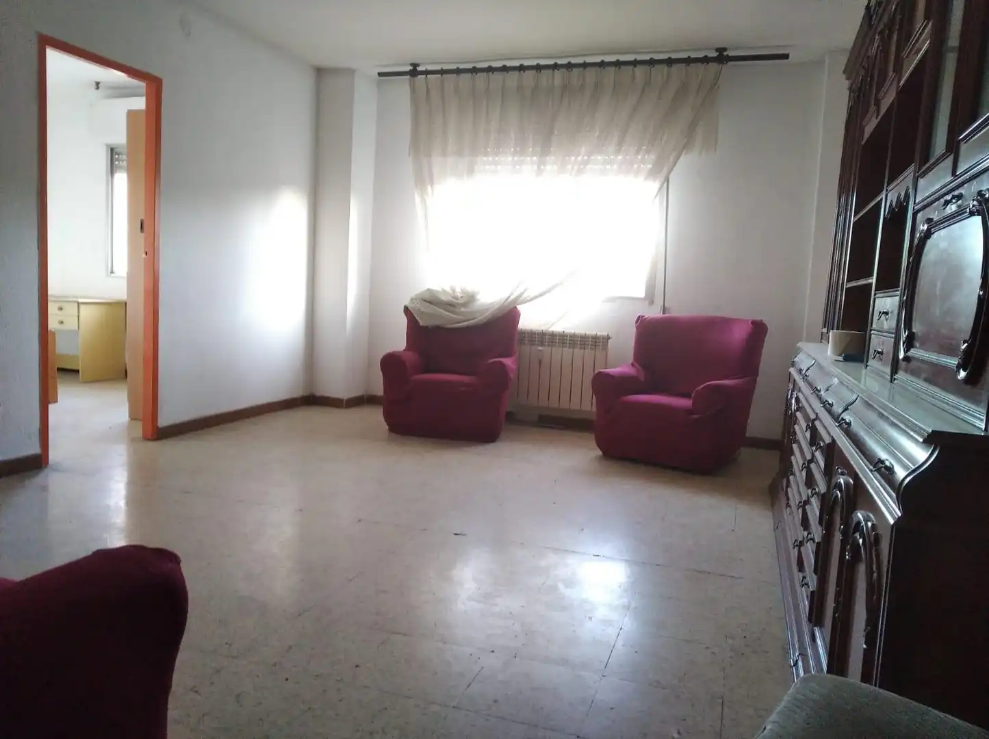 Sala d'estar de Pis en venda en Zamora Capital  amb Calefacció, Terrassa i Balcó