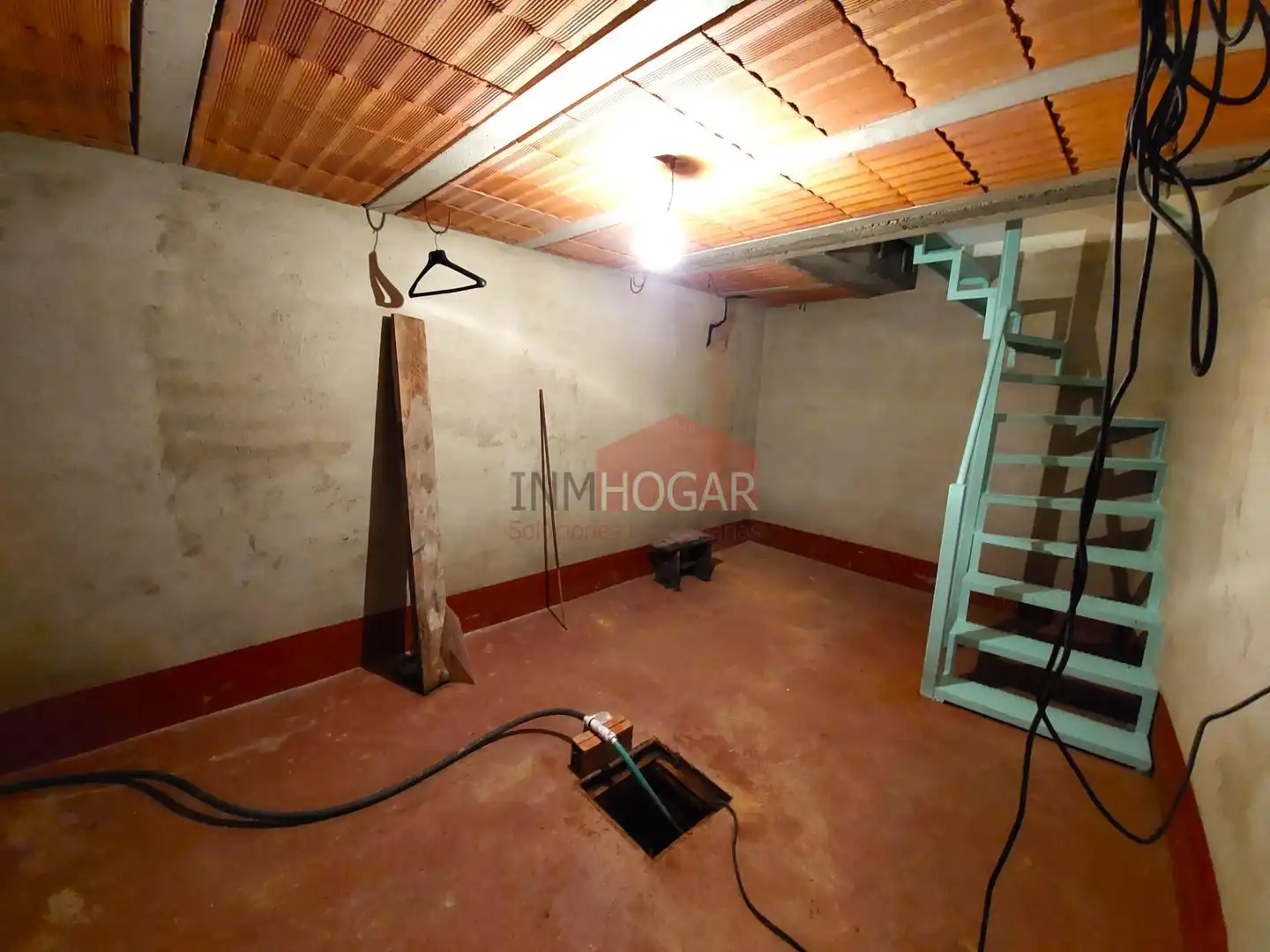 Houses for sale in Gutierre-Muñoz  with Heating, Private garden and Storage room