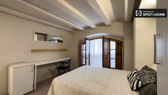 Piso en Alquiler en El Poble Sec - Parc de Montjuïc