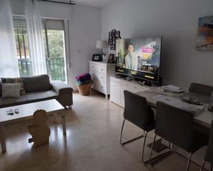 Living room of Flat for sale in Estepona  with Air Conditioner, Heating and Furnished