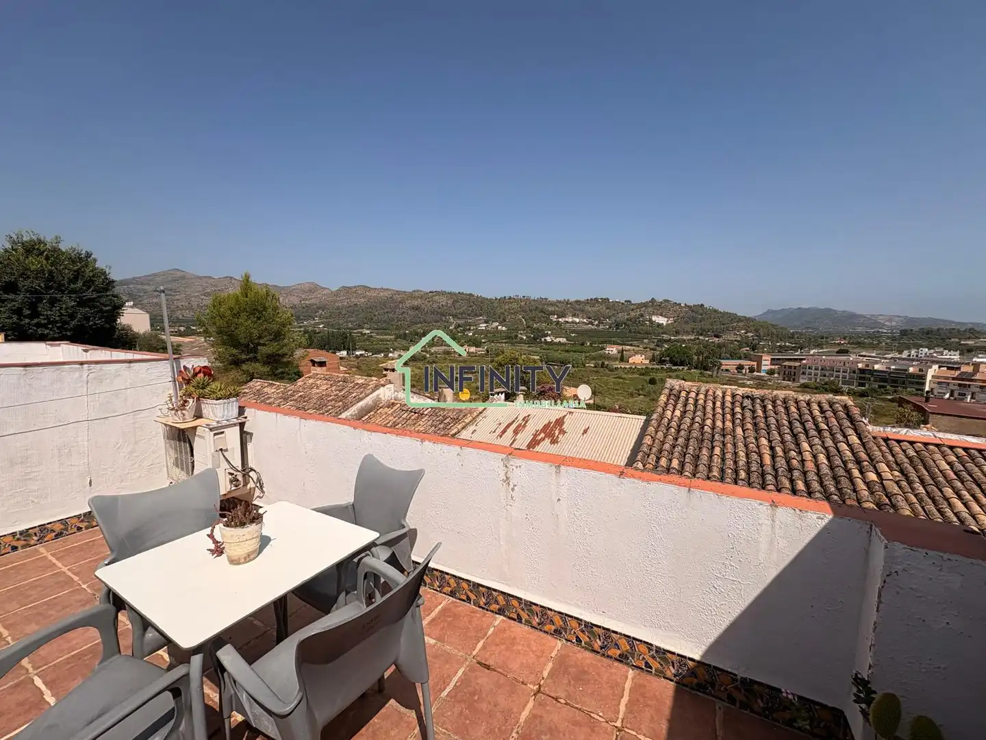 Terrassa de Casa o xalet en venda en Vilallonga / Villalonga amb Aire condicionat, Calefacció i Moblat