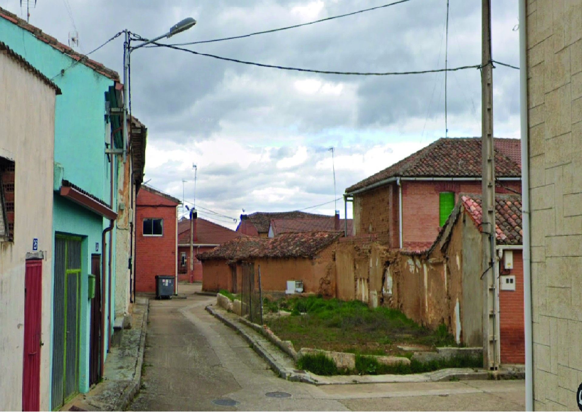 Vista exterior de Residencial en venda en Villasila de Valdavia
