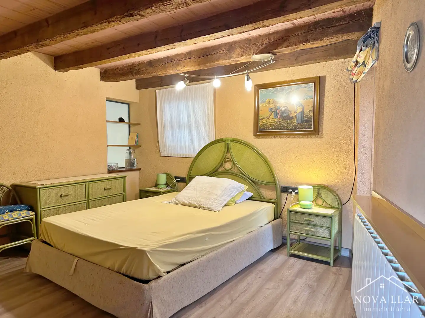 Habitación de Finca rústica en venta en Les Llosses con Calefacción, Jardín privado y Parquet
