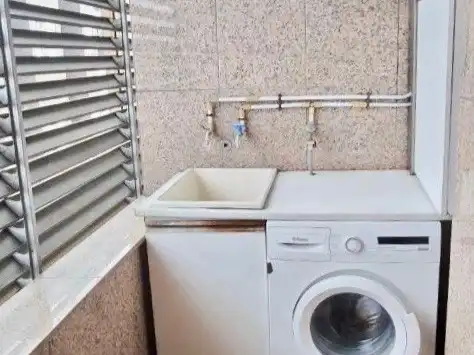 Bany de Pis en venda en Vigo  amb Terrassa i Balcó