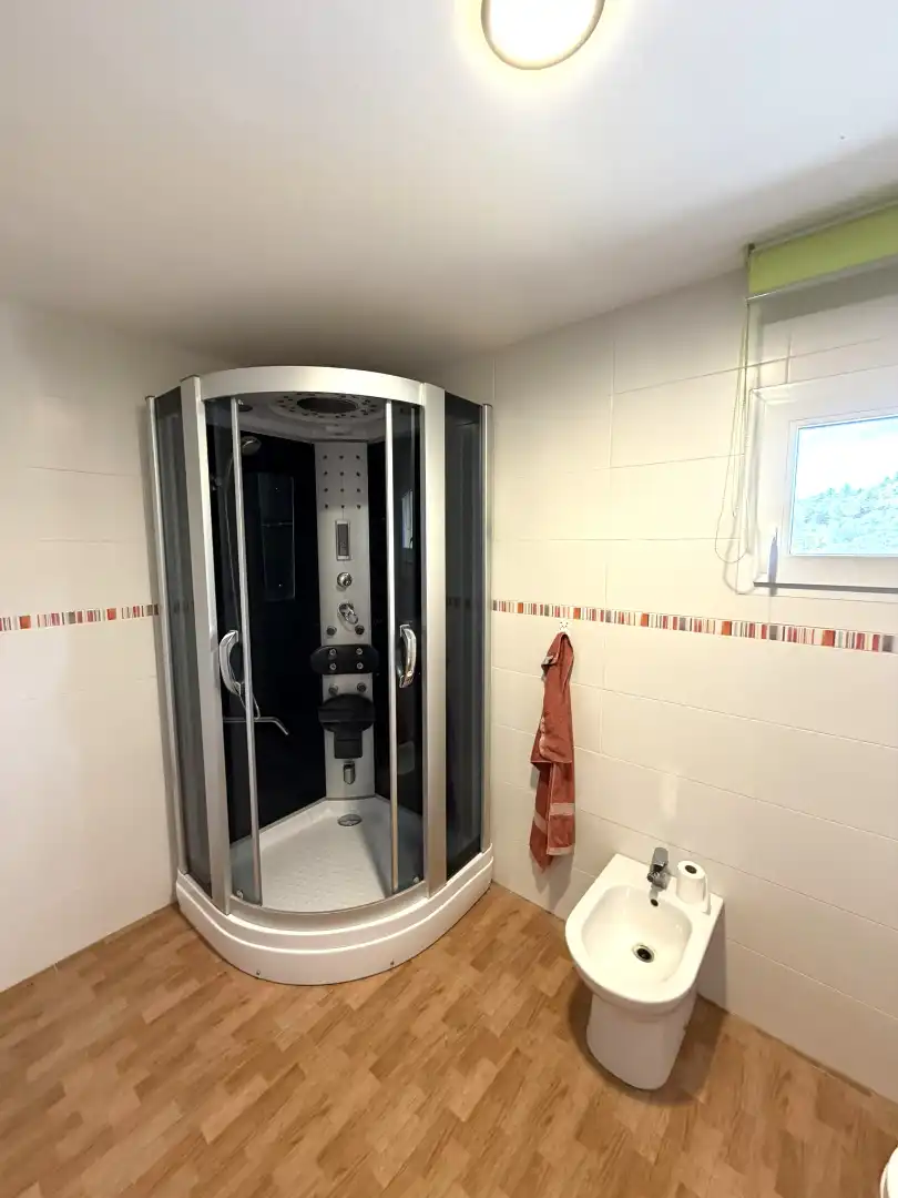 Baño de Finca rústica en venta en Flix