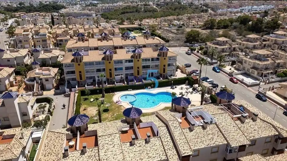 Adossat amb terrassa en venda a Orihuela Costa, imagen 2