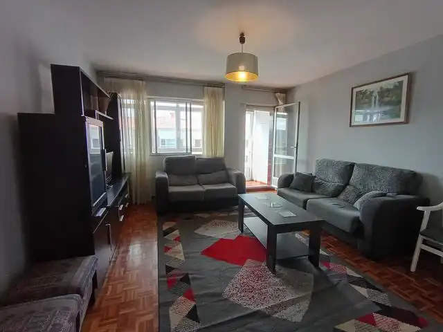 Flat with lift to rent in Avenida de Romero Donallo, imagen 4