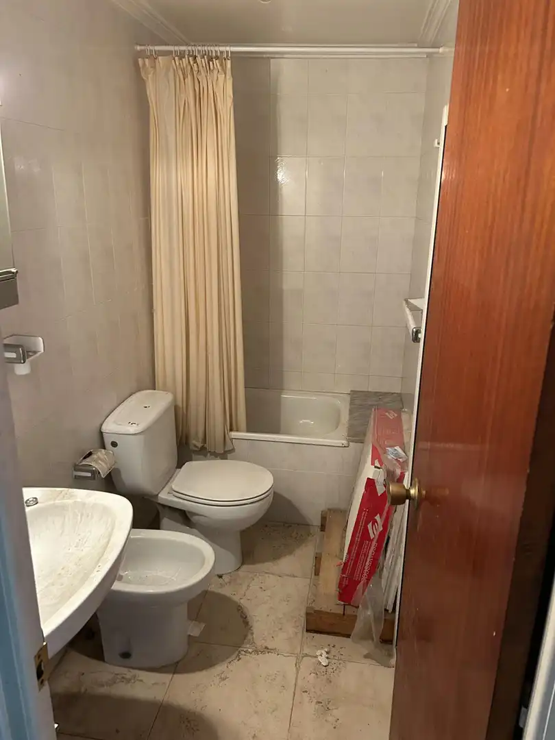 Local en venta en Calle RAMON Y CAJAL, 29, Norte